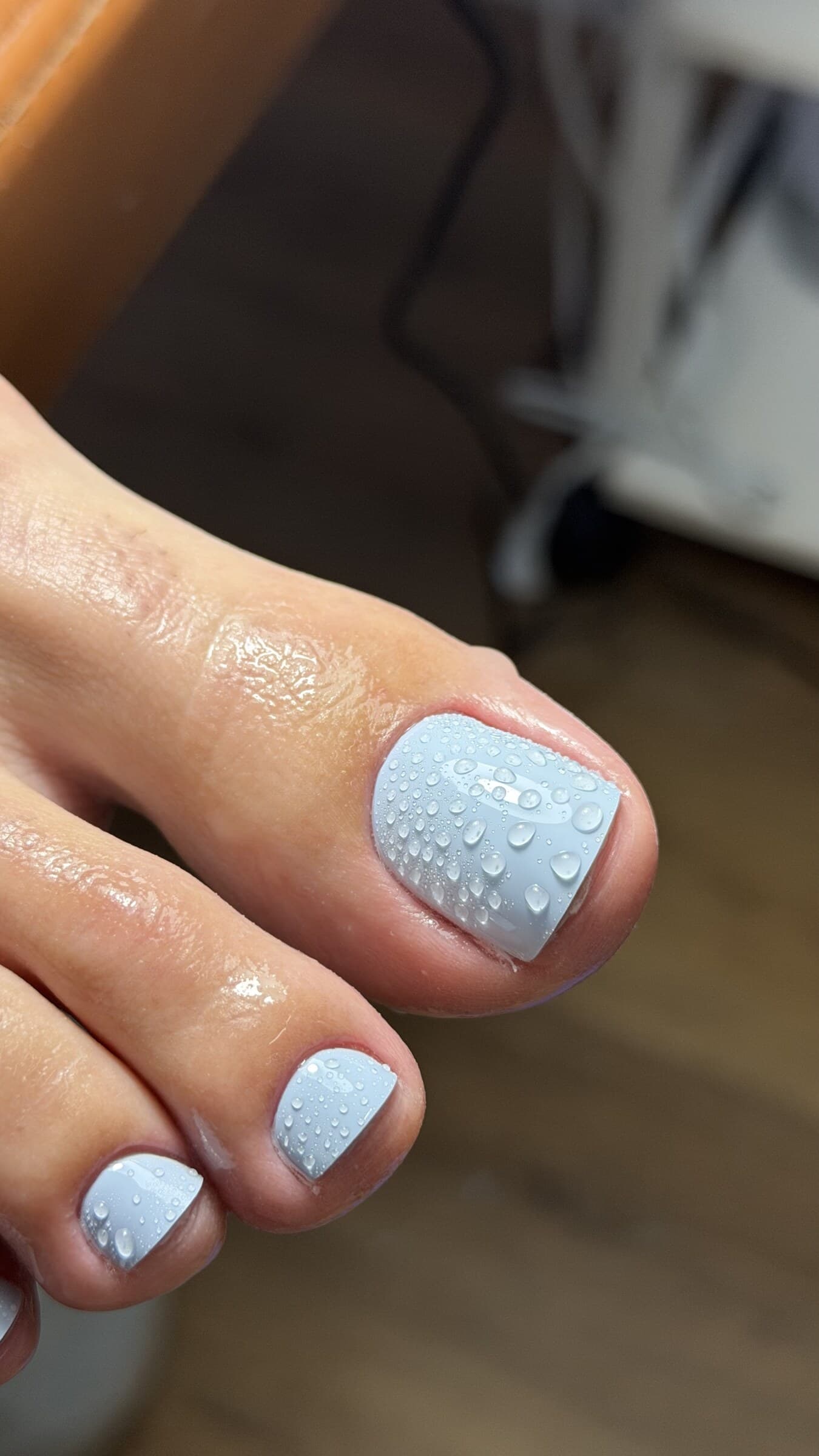 Глиттер — сухой европейский педикюр, Studio Beauty Box, Орландо